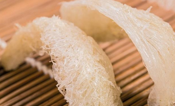 燕窩的功效與作用是什么？吃燕窩對(duì)人體有哪些好處？