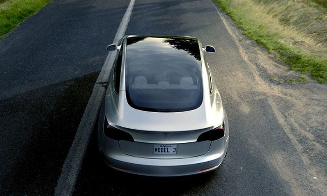 養(yǎng)一輛特斯拉一年費(fèi)用是多少？特斯拉純電動(dòng)汽車價(jià)格是多少？