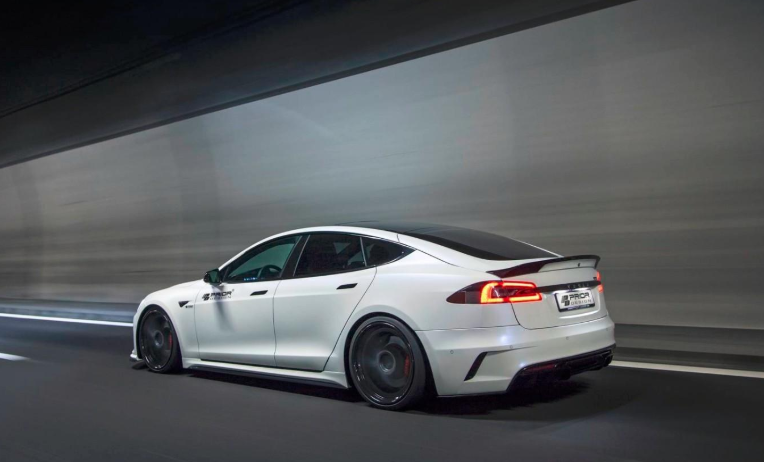 特斯拉modelx100d價(jià)格是多少？它和p100d有什么區(qū)別？