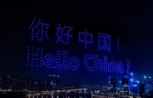 無(wú)人機(jī)燈光秀一場(chǎng)多少錢？無(wú)人機(jī)表演該怎么收費(fèi)？